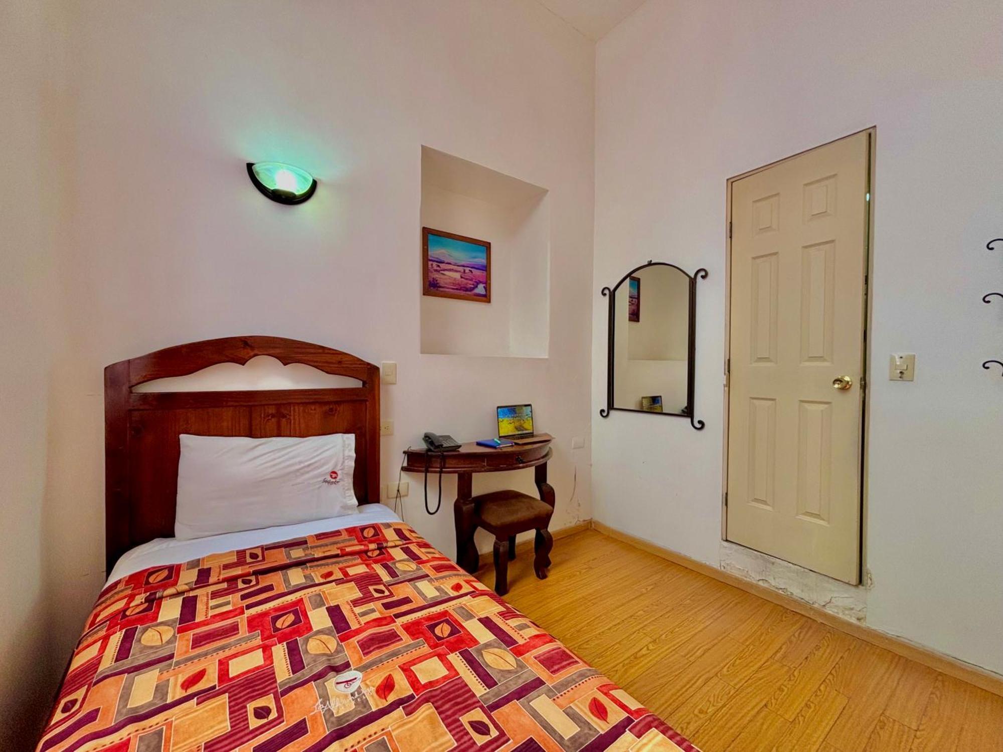 Hotel La Alhondiga 푸에블라 외부 사진