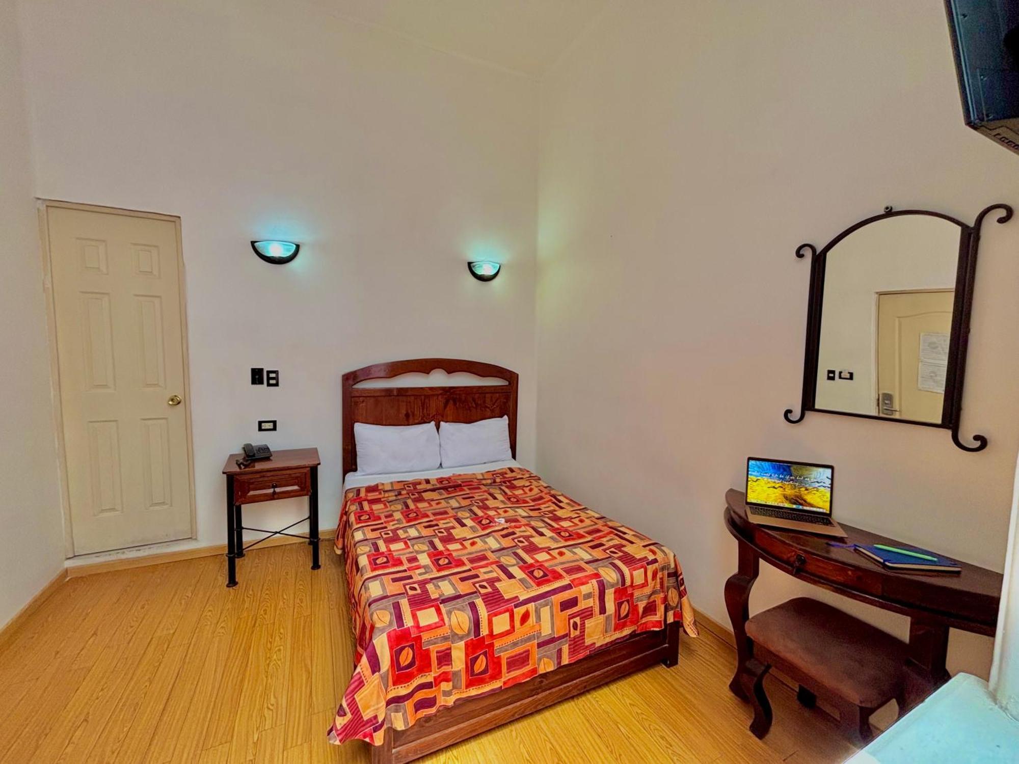 Hotel La Alhondiga 푸에블라 외부 사진