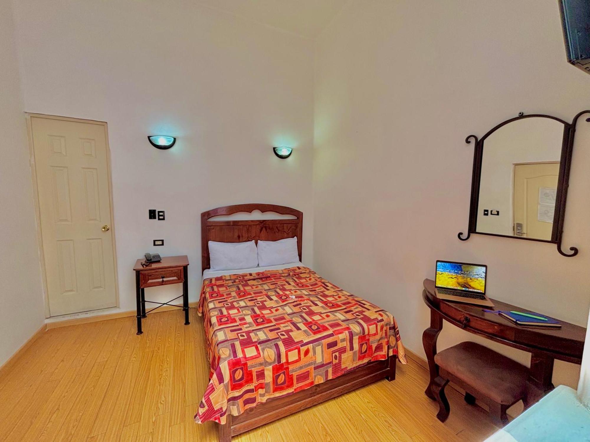 Hotel La Alhondiga 푸에블라 외부 사진